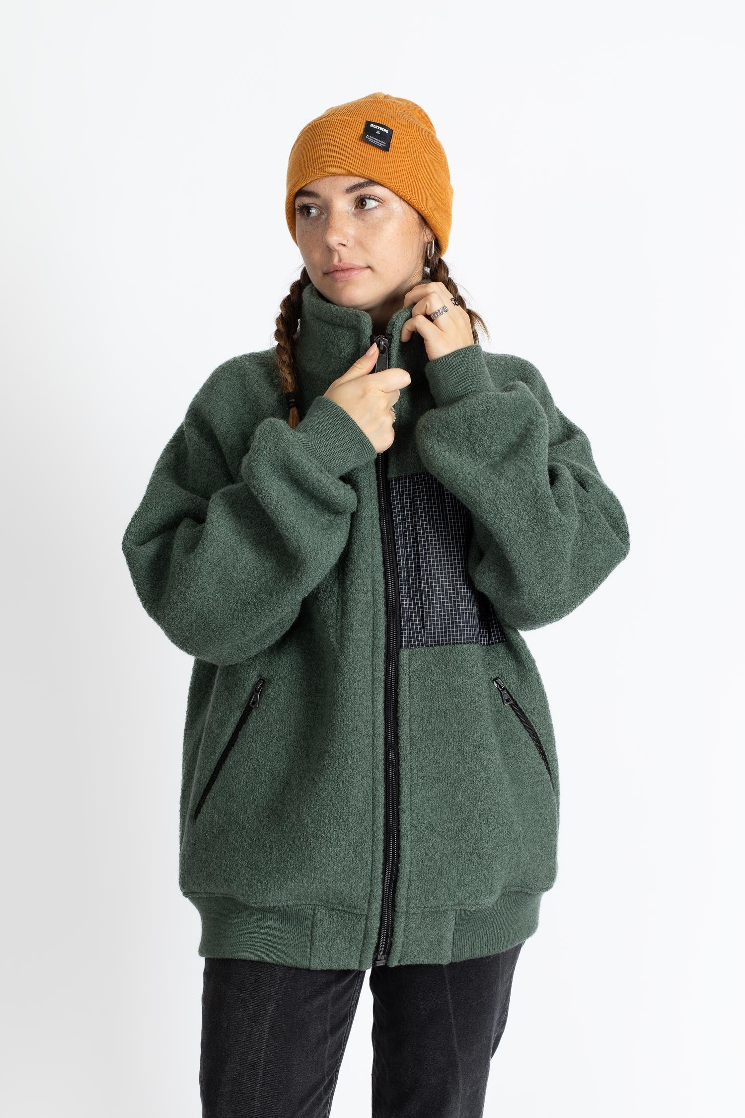 JECKYBENG-The-NATURAL-WOOLFLEECE-JACKET-01 pine-green